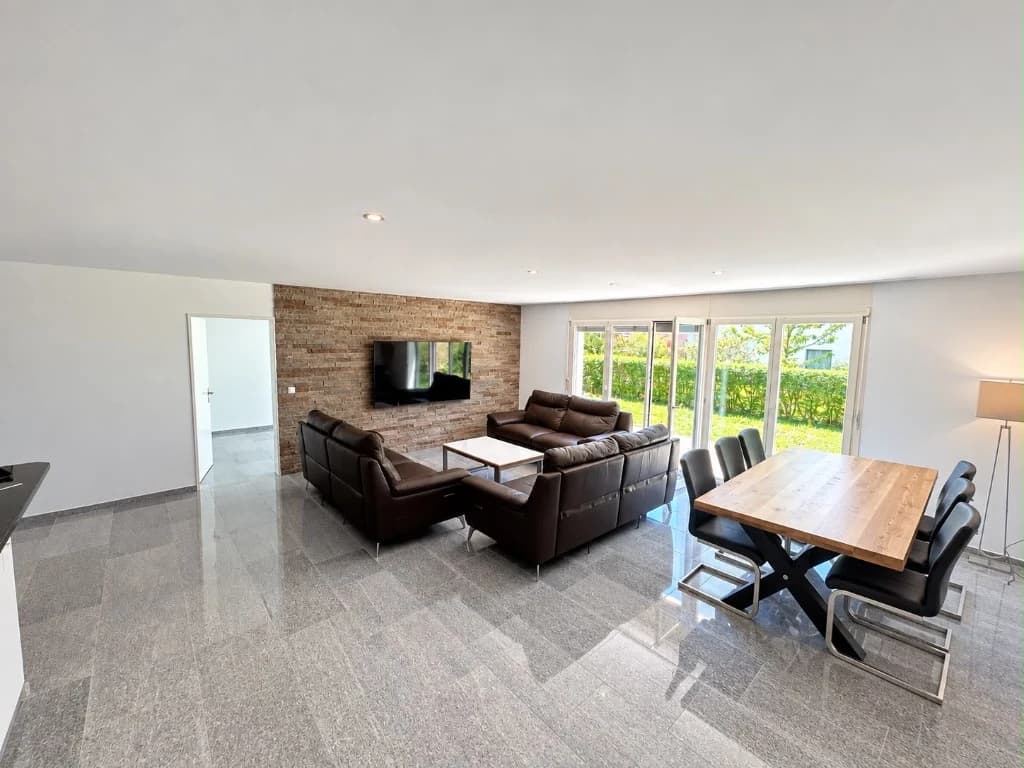 Aufwiesenstrasse 24 · Dietlikon