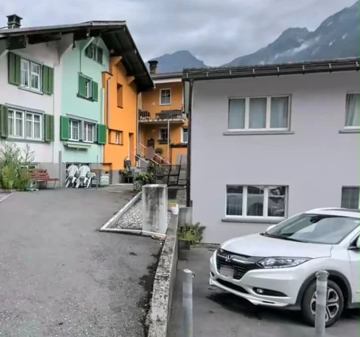 Thonerstrasse 14 + 19 · Schwanden